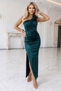 580-7 AURORA długa satynowa suknia na jedno ramię z różami - zieleń butelkowa Numoco basic