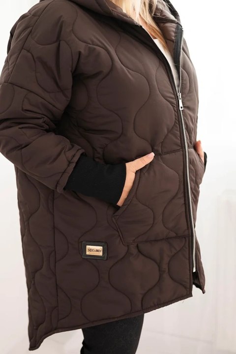 Kurtka damska zimowa Plus Size pikowana z kapturem brązowa