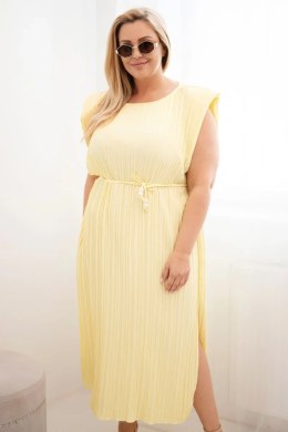 Sukienka damska Plus Size wiskozowa plisowana z wiązaniem żółta