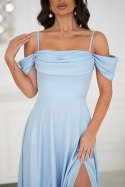 Elegancka Błękitna Sukienka Z Drapowaniem, Rozcięciem I Błyszczącą Tkaniną 330-08 - Baby blue