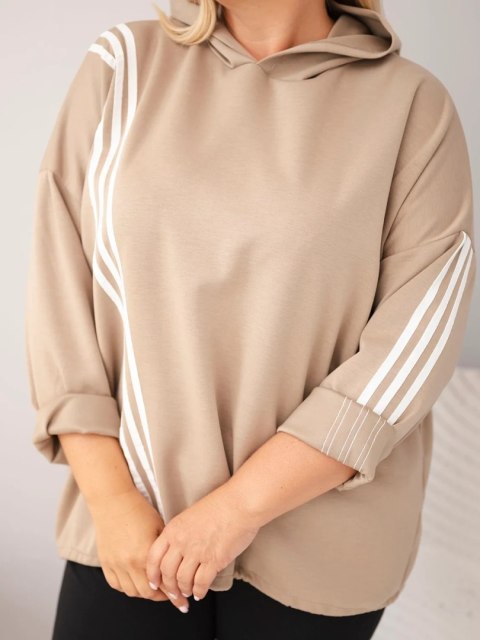 Bluza damska Plus Size wiskozowa z kapturem i ozdobnymi paskami camelowa