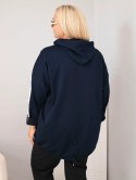 Bluza damska Plus Size wiskozowa z kapturem i ozdobnymi paskami granatowa