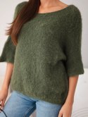 Sweter damski z krótkim rękawem i szerokim dekoltem khaki