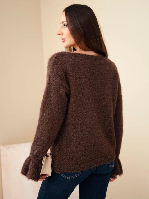 Sweter damski z moherem i wełną z falbaną przy rękawach brązowy