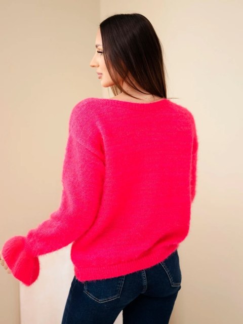 Sweter damski z moherem i wełną z falbaną przy rękawach różowy neon