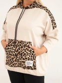 Bluza damska Plus Size wiskozowa z kapturem i wstawkami w panterkę beżowa