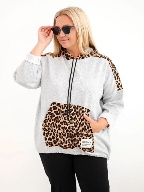 Bluza damska Plus Size wiskozowa z kapturem i wstawkami w panterkę szara