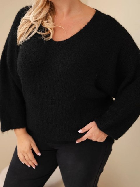 Sweter damski Plus Size z dekoltem V i szerokim rękawem czarny