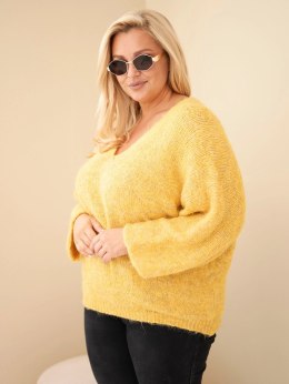 Sweter damski Plus Size z dekoltem V i szerokim rękawem musztardowy