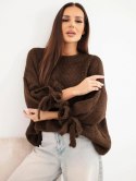 Sweter damski oversize z wiązaniami przy rękawach brązowy
