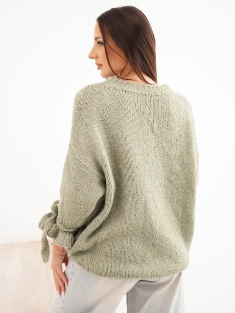 Sweter damski oversize z wiązaniami przy rękawach khaki