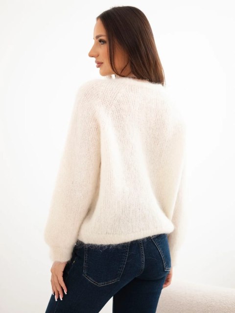 Sweter damski w 80% z kid moheru z długim rękawem i okrągłym dekoltem ecru
