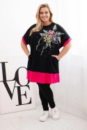 Bluzka damska Plus Size z kwiatowym wzorem i ozdobnymi perełkami fuksja