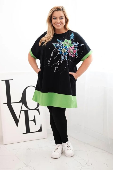 Bluzka damska Plus Size z kwiatowym wzorem i ozdobnymi perełkami zielona