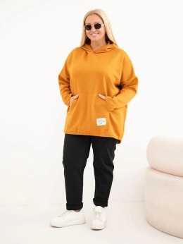 Bluza damska Plus Size masełko z kapturem i kieszenią kangurką musztardowa