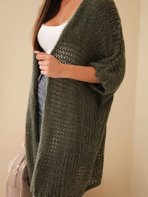 Sweter damski oversize o luźnym splocie bez zapięcia khaki