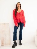 Sweter damski w 70% z kid moheru na guziki z efektem przetarć malinowy