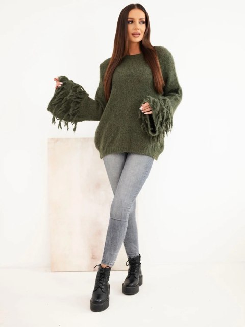 Sweter damski z frędzlami na rękawach i okrągłym dekoltem khaki