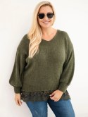 Sweter damski Plus Size z koronkowym dołem khaki