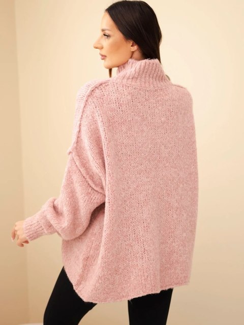 Sweter damski oversize z dodatkiem wełny z golfem i szerokimi rękawami ciemny pudrowy róż