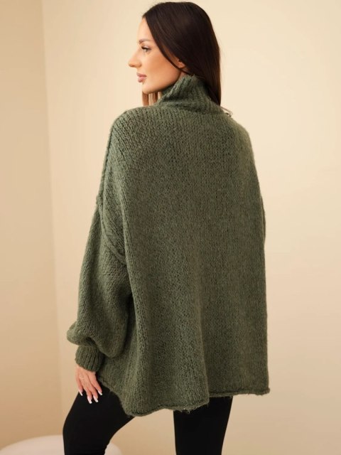 Sweter damski oversize z dodatkiem wełny z golfem i szerokimi rękawami khaki