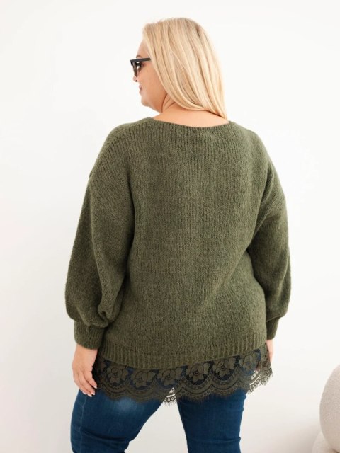 Sweter damski Plus Size z koronkowym dołem khaki