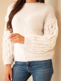 Sweter damski z ażurowymi rękawami beżowy