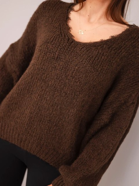 Sweter damski z dodatkiem wełny luźny fason brązowy