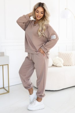 689-1 Komplet dresowy damski z bluzą oversize i spodniami z wiązaniem - cappuccino Numoco basic