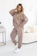 689-1 Komplet dresowy damski z bluzą oversize i spodniami z wiązaniem - cappuccino Numoco basic