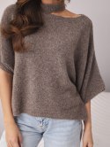 Sweter damski oversize z asymetrycznym dekoltem i półgolfem fango