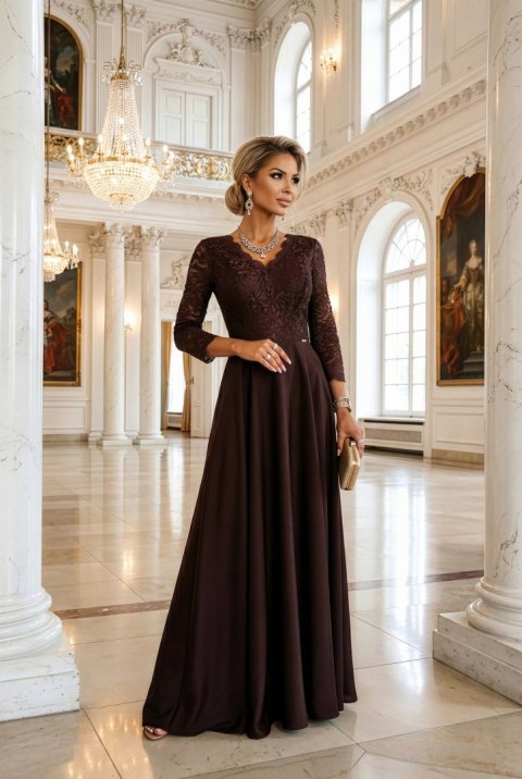 309-14 AMBER elegancka długa koronkowa suknia z dekoltem - czekolada Numoco