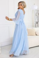 654-3 Długa połyskująca sukienka plus size z dekoltem i transparentnym rękawkiem - błękitna Numoco basic