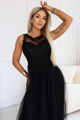 672-4 Romantyczna sukienka maxi z haftowaną koronką i tiulem - czarna Numoco basic